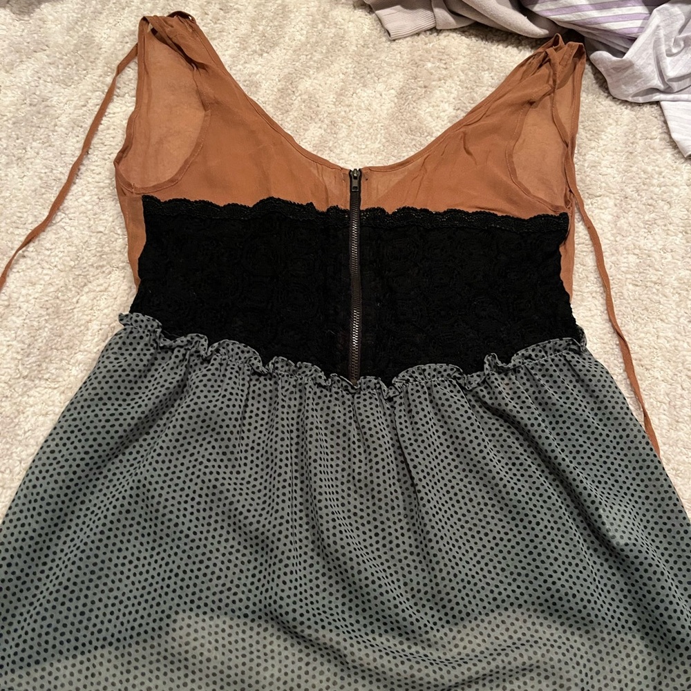 Top - Picture 3 of 3